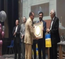 مدیرکل روابط عمومی و امور بین الملل استانداری تهران نشان تعالی روابط عمومی ها را کسب کرد